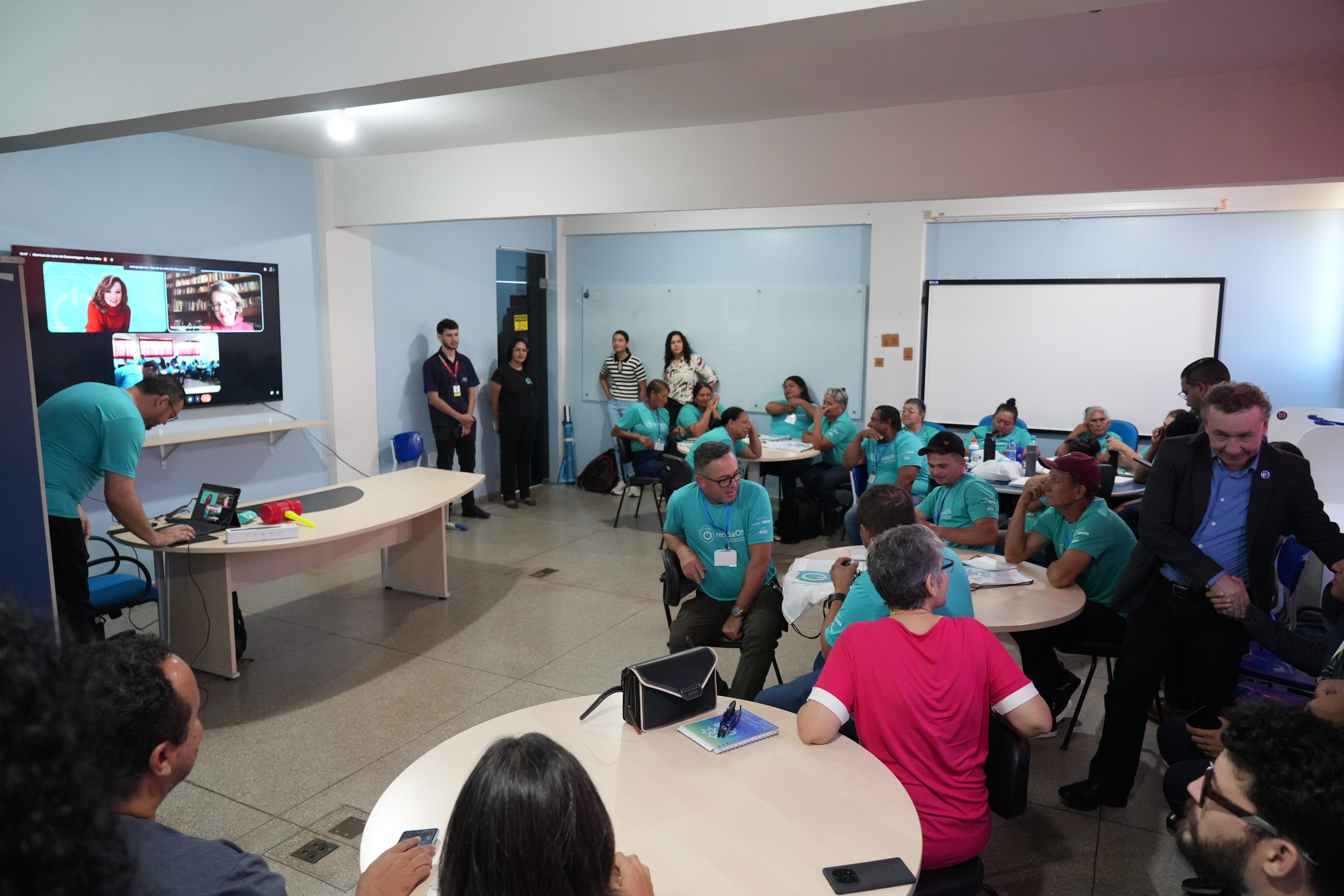 SUSTENTABILIDADE - Capacitação para reciclagem de resíduos eletroeletrônicos tem início em Porto Velho