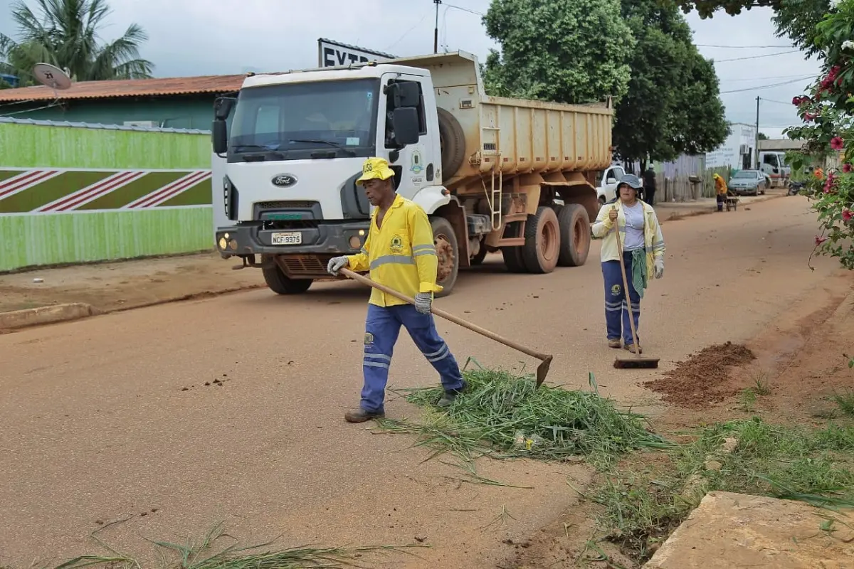 Prefeitura retira mais de 8 mil caçambas de resíduos no primeiro semestre em Porto Velho