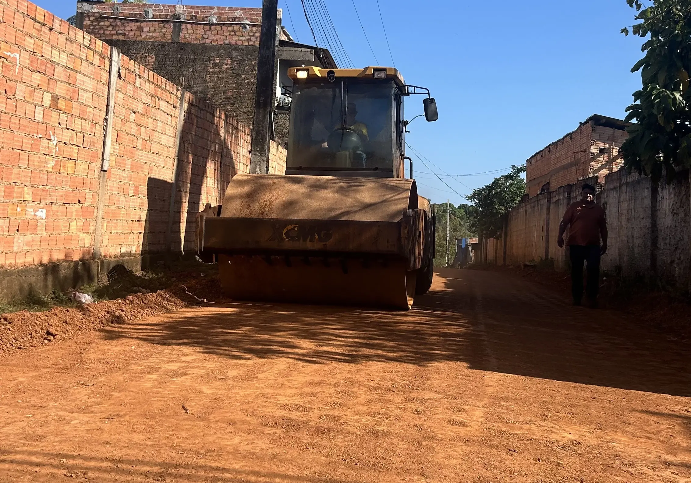 Prefeitura intensifica frentes de trabalho e executa serviços simultâneos em Porto Velho