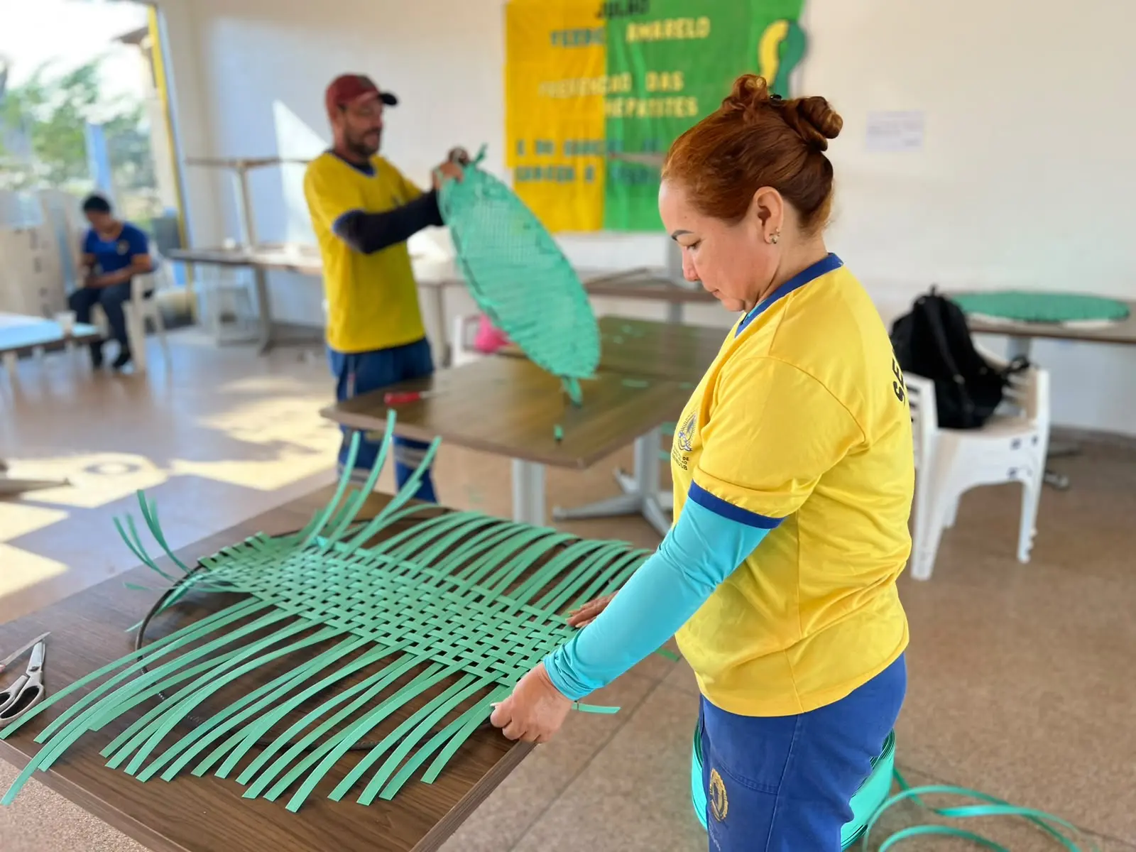 Paneiros produzidos por servidores formam cobertura para o Pocket Park
